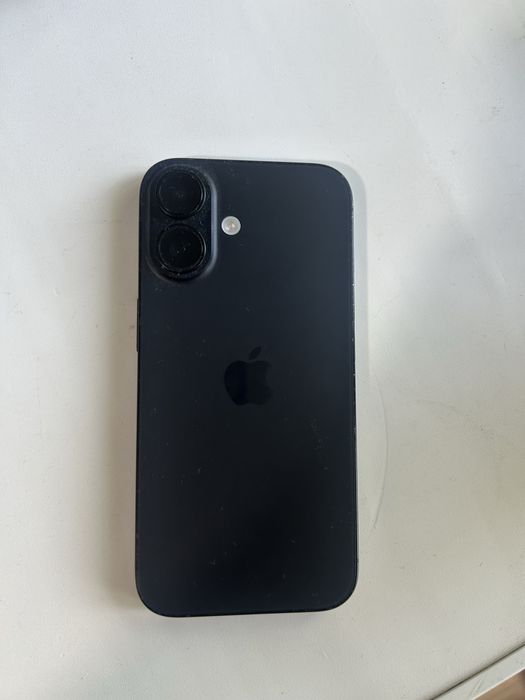 iPhone 16 128gb black