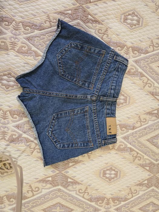 Продам шорты, размер xs