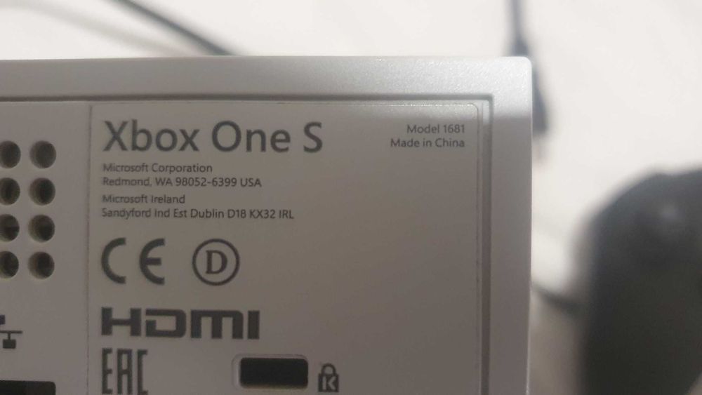 2 Console Xbox One S si One