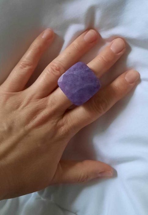Масивен пръстен от аметист