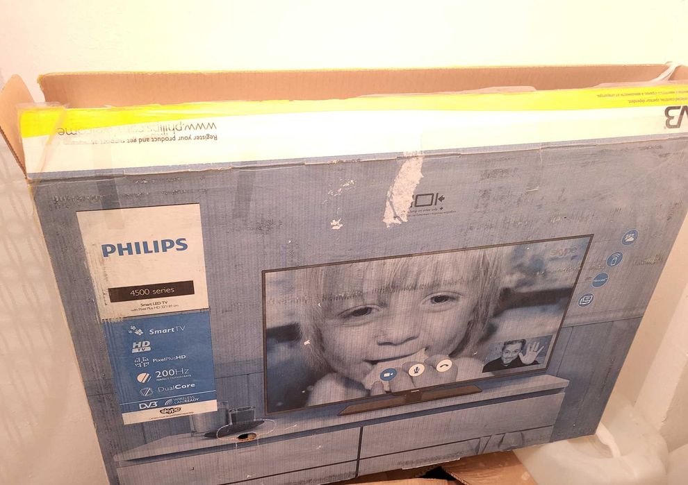 Телевизор Philips SmartTV 32