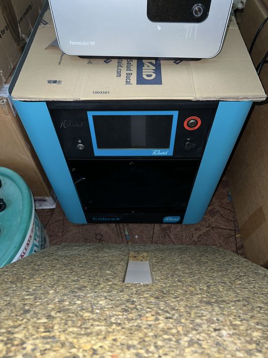 Laborator tehnica dentara / stomatologie