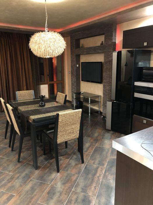 Дава се под наем Двустаен апартамент в Балчик - 70 кв.м за 648.21 € - Снимка #1