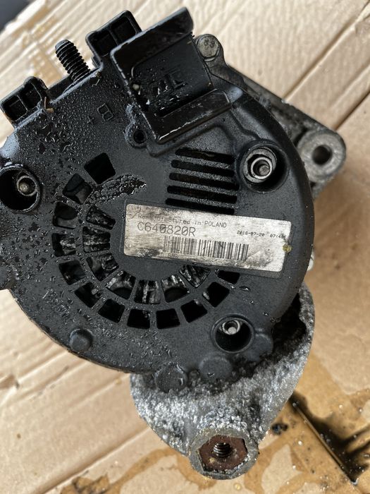 BMW 123d 204к.с. битурбо алтернатор турбо бмв е87 е81 е82 е83 n47