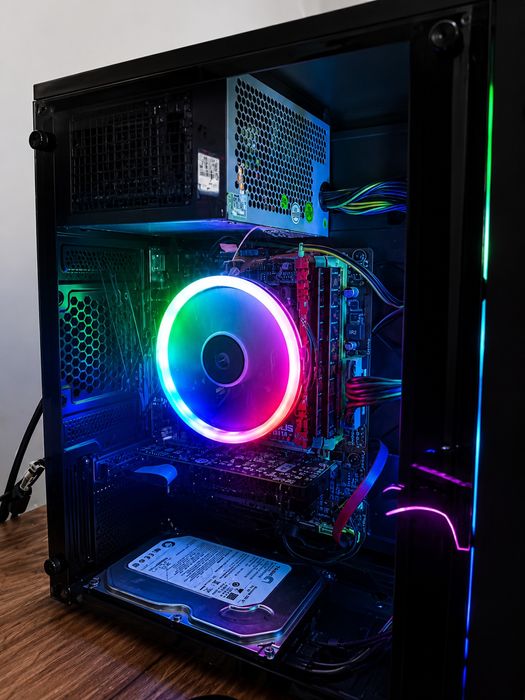 Gaming PC Core i3 4 gen 16GB RAM GT 730  22 Monitor Klaviatura mishka