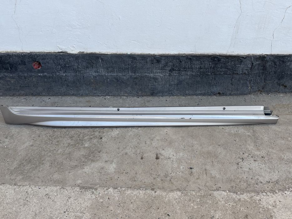 Дверь на камри 75-80