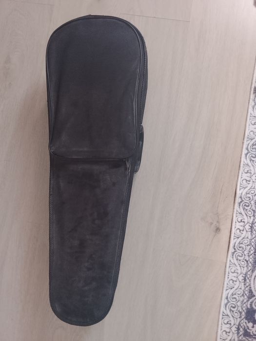 De vânzare vioara