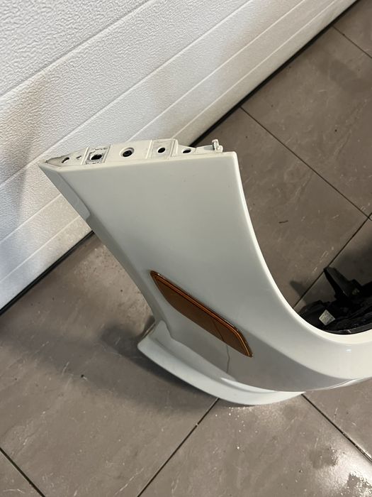 AMG пакет за Мерцедес w212 е класа предна задна броня прагове