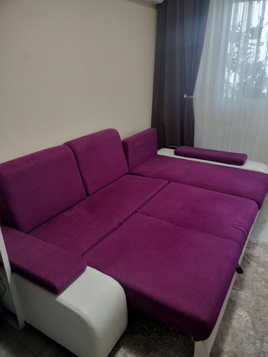 Vând canapea tip coltar