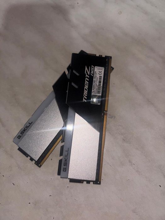Оперативная память ddr4 2х8gb