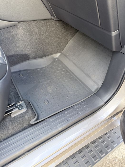Резиновые коврики (полики) Toyota Land Cruiser Prado 250 / Lexus GX550