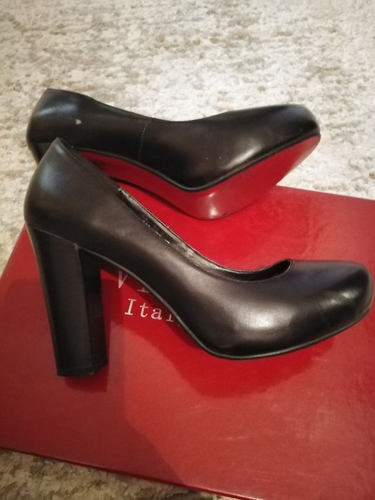 Черные туфли/каблуки