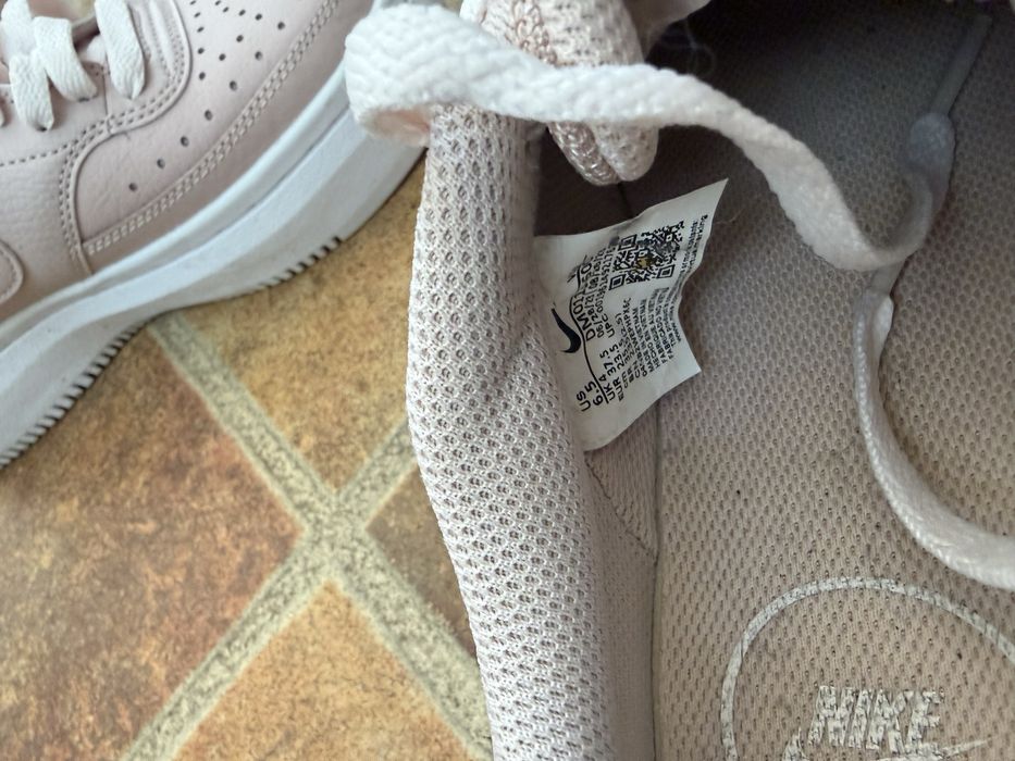 Nike 37,5 piele naturala, roz