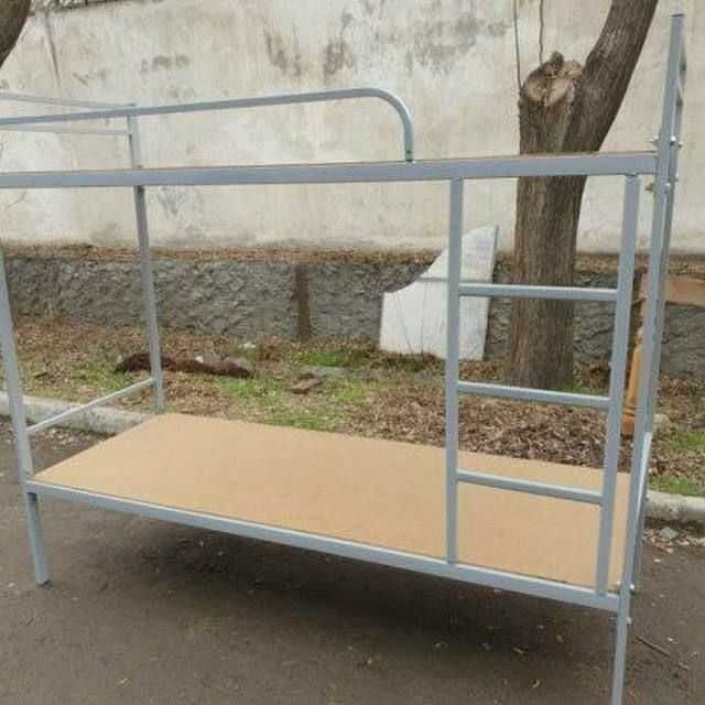 г.
Крават двухярусный для работников

6