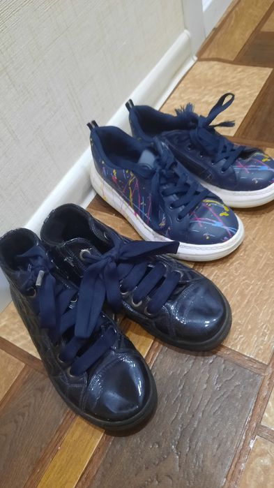 Обувь детская,деме.