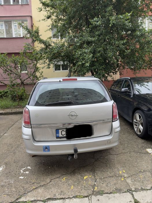 Vand Opel Astra H 1.6 benzina