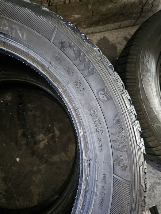 225 55 R 18 General iarna