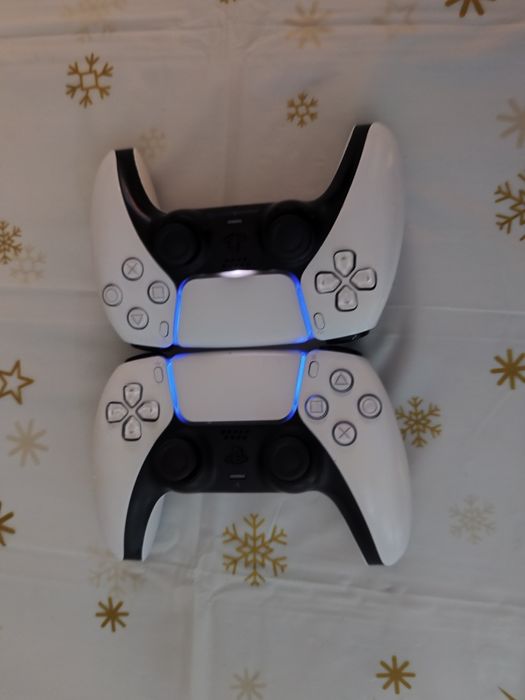 Manete originale Sony DualSense PlayStation 5 alb și negru