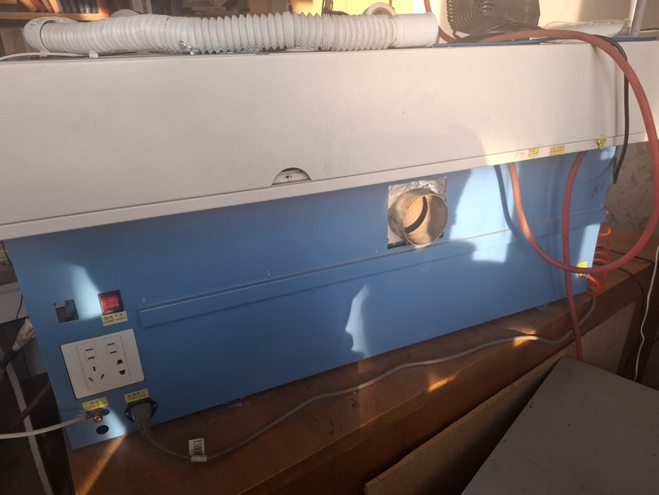 Продается лазерный станок  для резки и гравировки