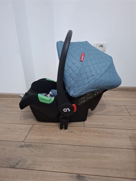 Carucior 3 in 1 in stare excelenta