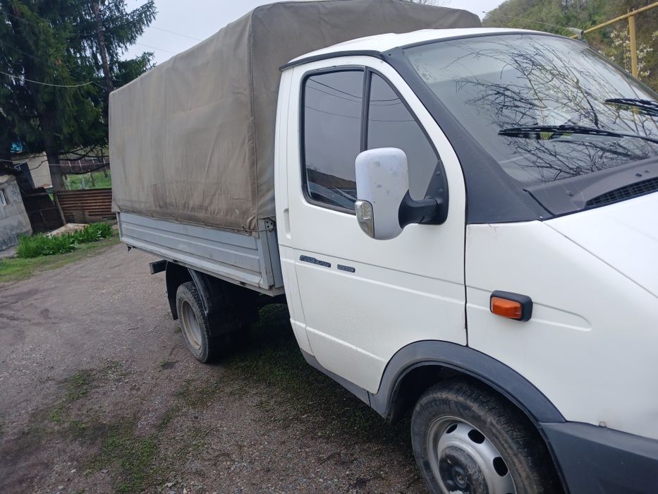 Продам газель  2002год