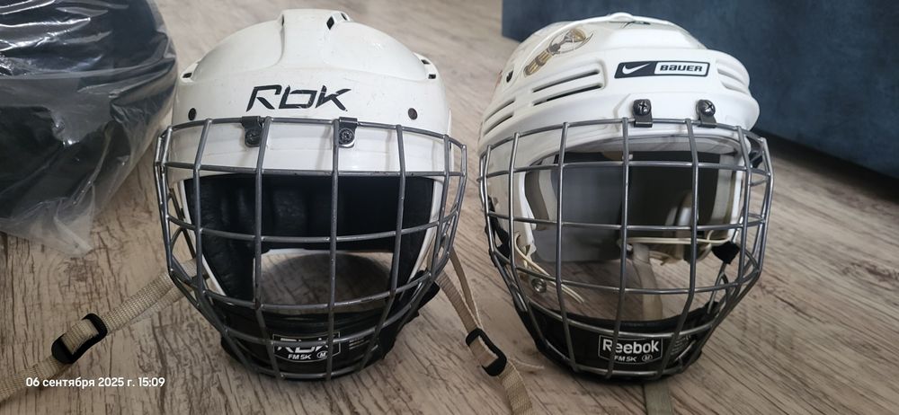 Шлем хоккейный детский