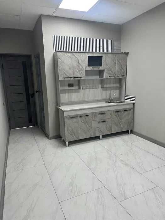 офис 200м2 в Яшнабадском районе. с ремонтом. 1й этаж, отдельный вход