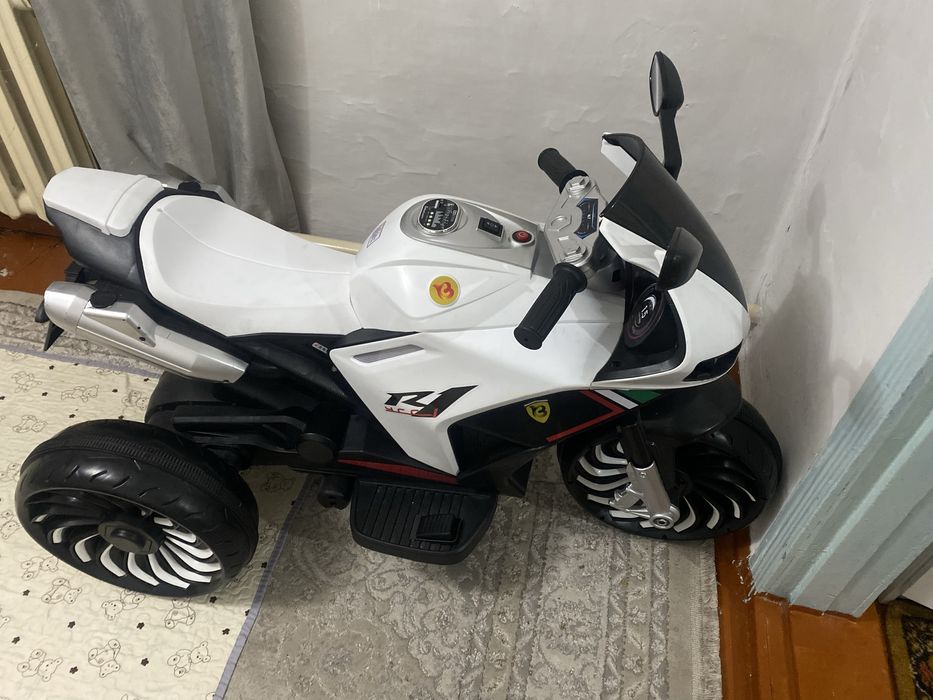 Большой детский мотоцикл