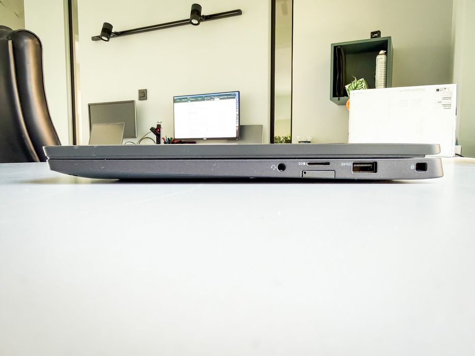 Dell Latitude 7400 1.9Ghz i7-8665u, 16GB RAM, 512 SSD cu Touch Screen