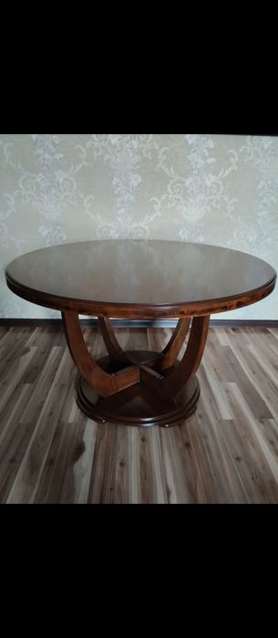 Продам стол в отличном состоянии