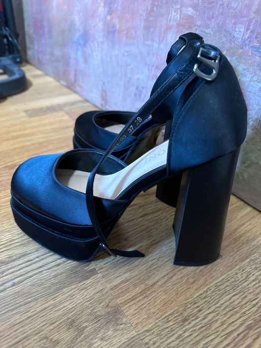 Женские каблуки на вечер