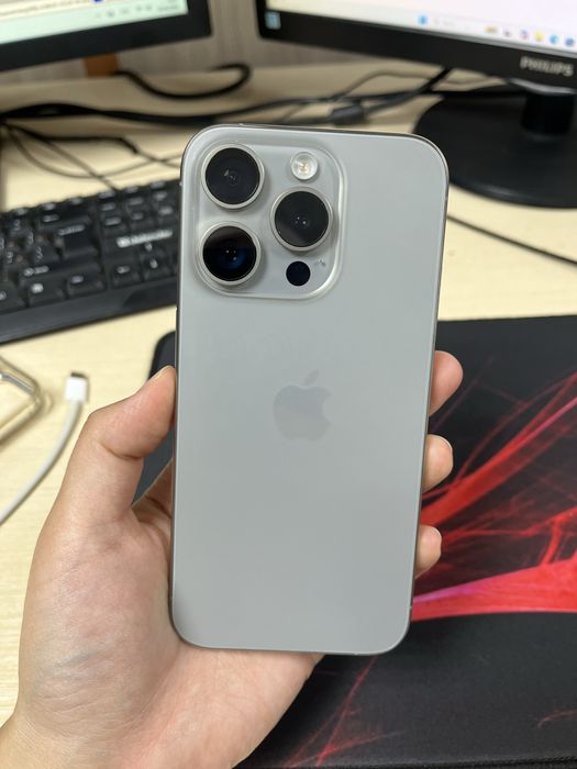 Iphone 15 pro,256gb,metalic