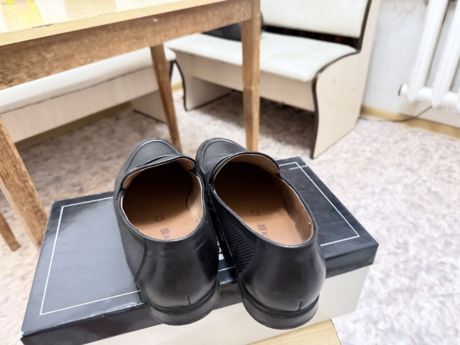 Летние кожаные туфли