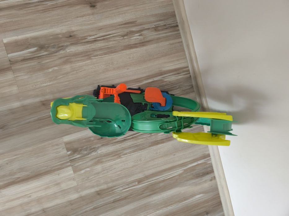 Писти hot wheels