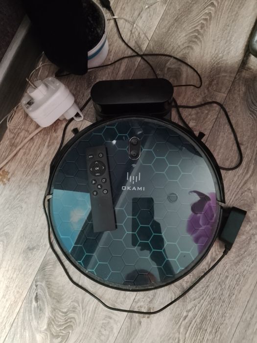 OKAMI R110, робот пылесос