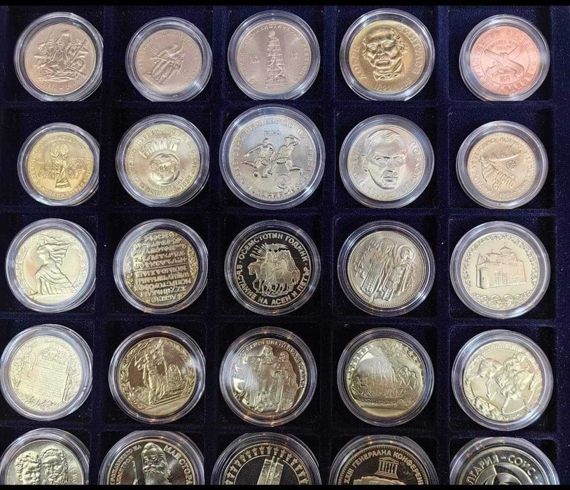 Продавам серия Български юбилейни монети на БНБ от 1966 до 1989 година