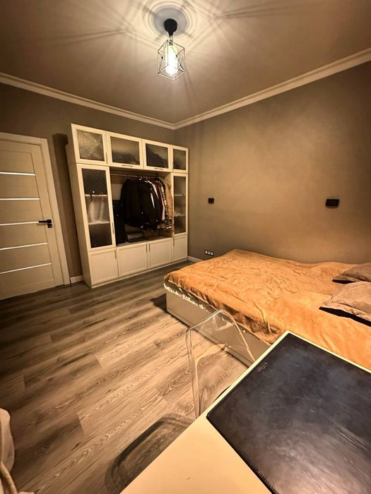 Срочно Продается чистая Евро  3 ком. Сергели 2, Метро Турон