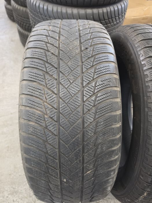Единични гуми 255/55/19 Pirelli Bridgestone по 1бр
