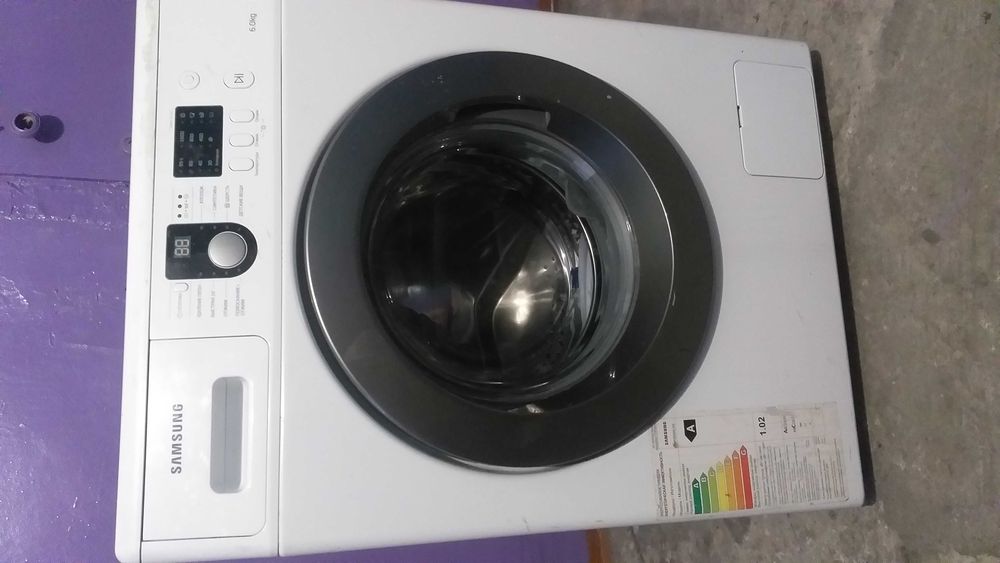 Стиральная машинка Samsung