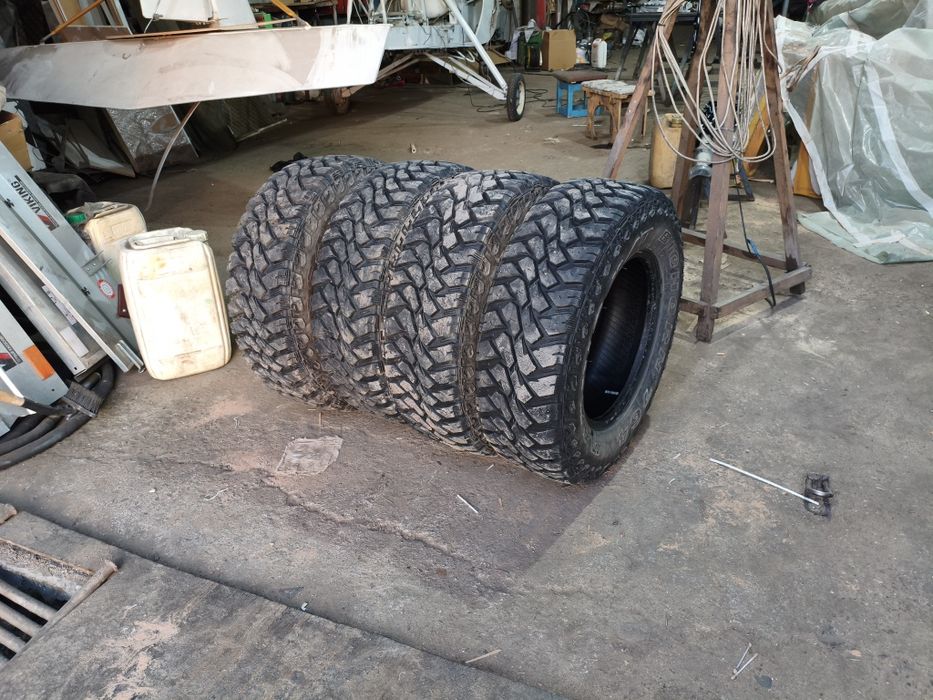 Продам шины 245/70 r16