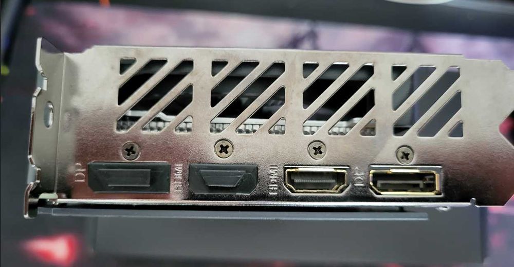 ЗАПАЗЕНА | RTX 4060 8GB Gigabyte Eagle OC – Гаранция до 2028, като нова