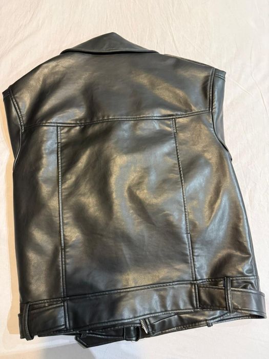 Кожаная куртка Zara