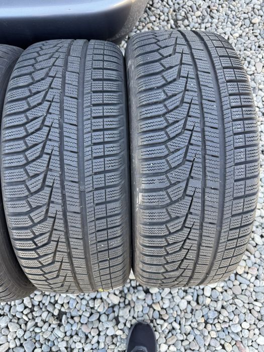 Hankook 215/55/17 M+S / Dot2023 / Ca NOI !