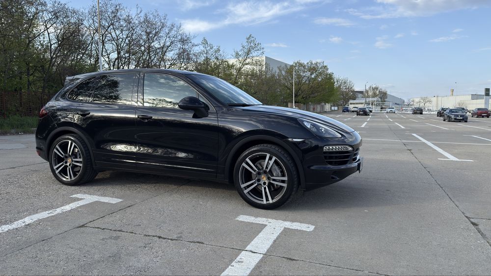 PORSCHE Cayenne 2012 — imagine 3