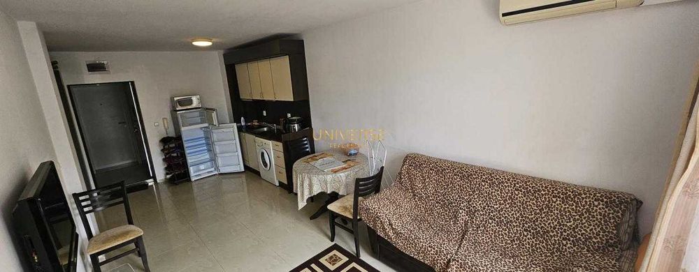 Продава се Двустаен апартамент в Поморие - 61 кв.м за 1066 €/кв.м - Снимка #1