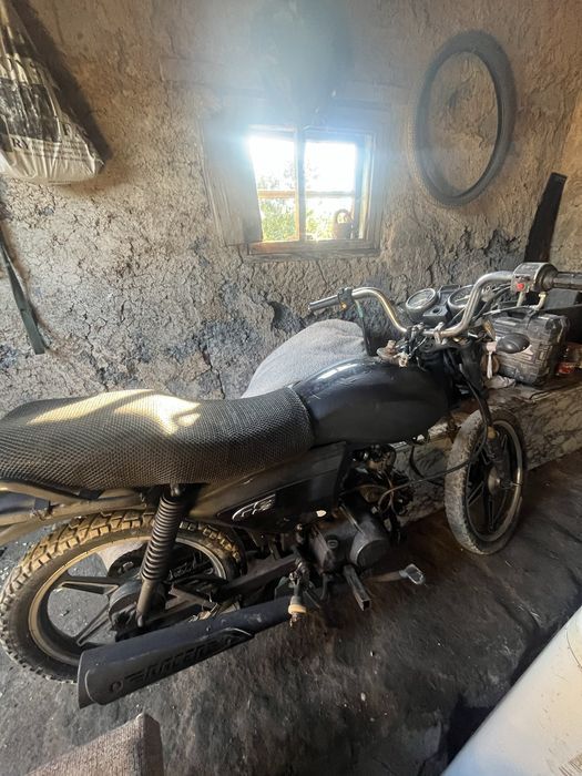Продам срочно рейсер 110