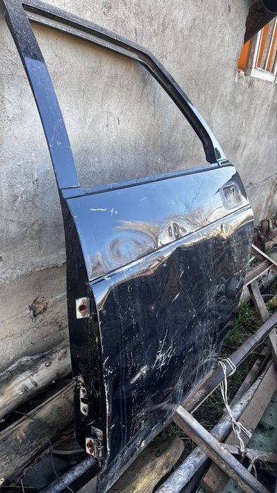 Приора задный левый дверь