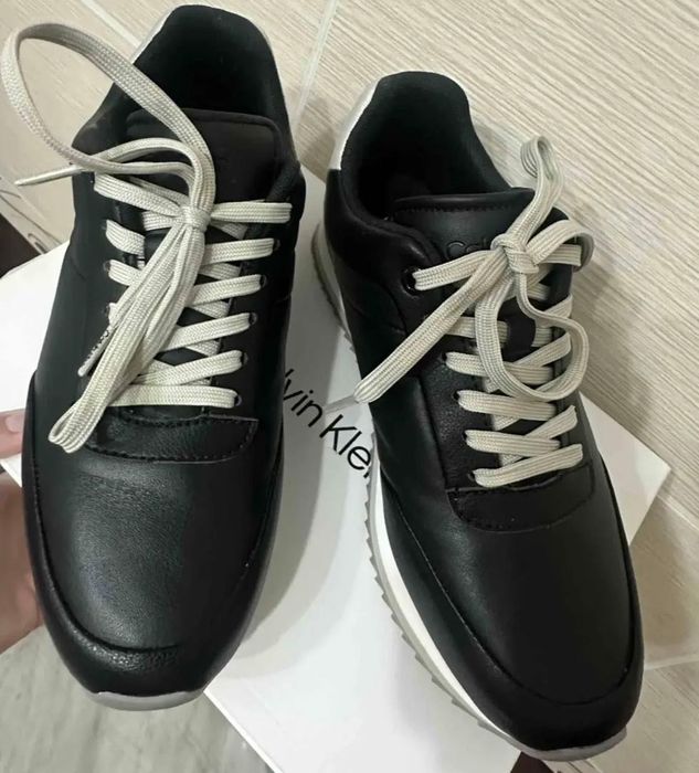 Кеды Calvin Klein.