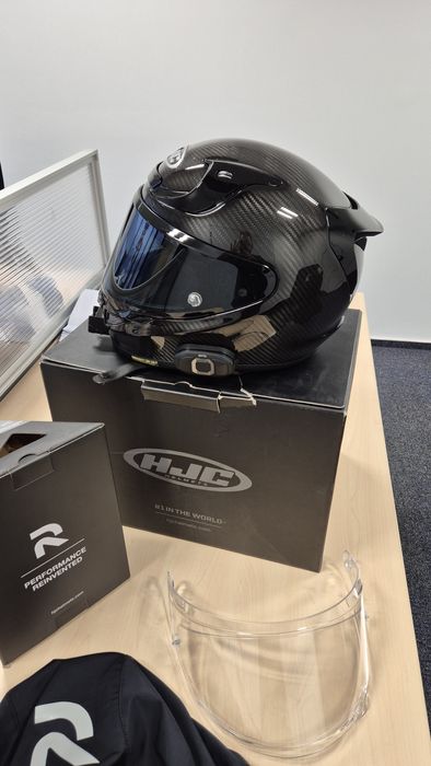 Casca HJC Rpha 12 carbon