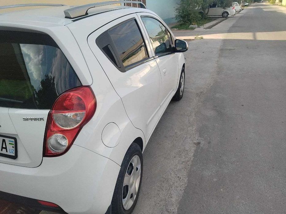 Spark 4 pozit 1.0 motor benzin Avtomat